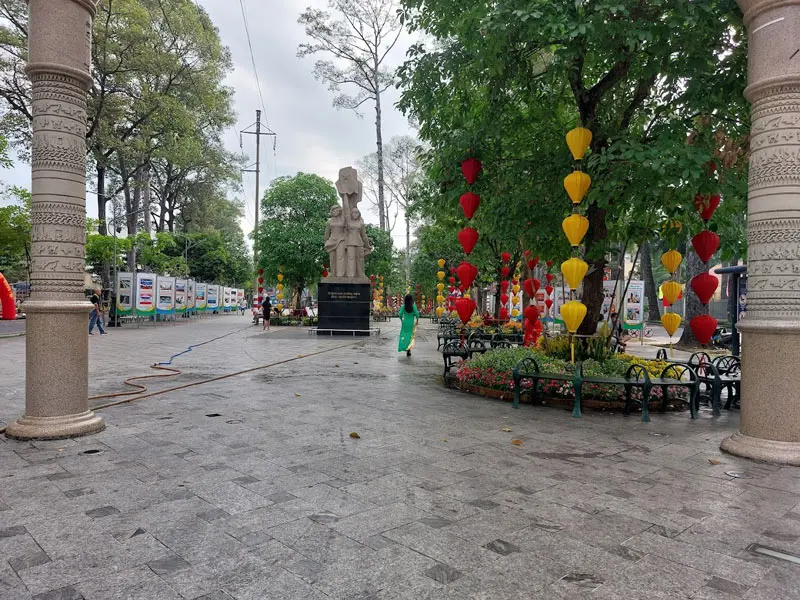 Gh&eacute; thăm c&ocirc;ng vi&ecirc;n Văn Lang v&agrave; những trải nghiệm th&uacute; vị 2