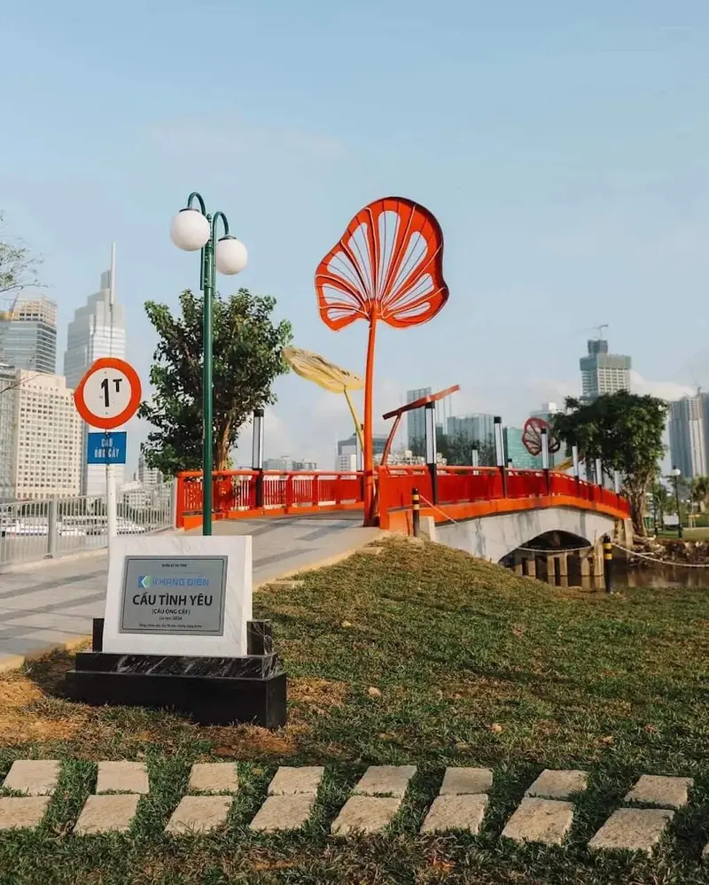 Kh&aacute;m ph&aacute; Cầu T&igrave;nh Y&ecirc;u S&agrave;i G&ograve;n với view đẹp &ldquo;ngất ng&acirc;y&rdquo; 2