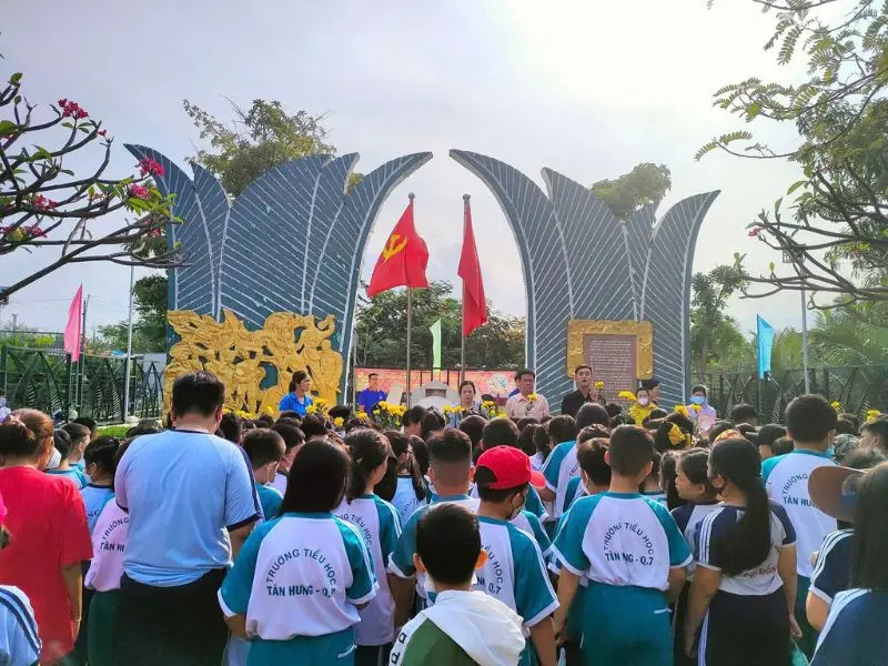 Kh&aacute;m ph&aacute; G&ograve; &Ocirc; M&ocirc;i: Kh&ocirc;ng gian tưởng niệm v&agrave; tri &acirc;n liệt sĩ 8