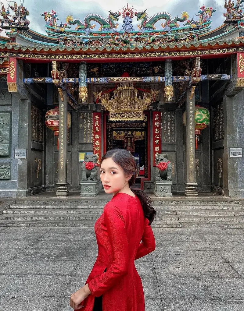 Linh thi&ecirc;ng ch&ugrave;a B&agrave; Thi&ecirc;n Hậu giữa l&ograve;ng quận 5 2