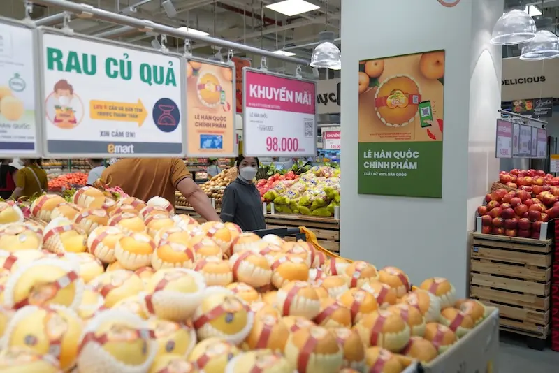 Oanh tạc Emart Sala, tọa độ mua sắm v&agrave; ăn uống nổi tiếng 7