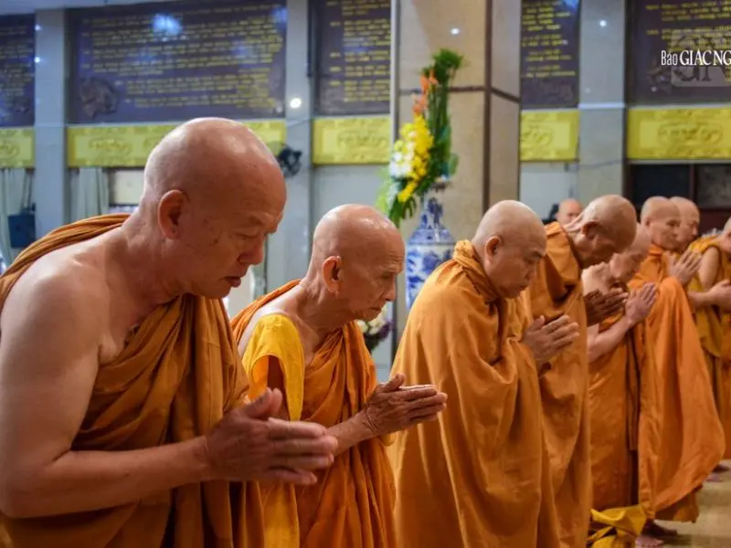 Ph&aacute;p viện Minh Đăng Quang - Ng&ocirc;i ch&ugrave;a thi&ecirc;ng giữa l&ograve;ng S&agrave;i G&ograve;n 8