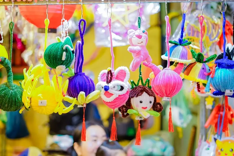 Phố lồng đèn Quận 5 Lương Nhữ Học bừng sáng cả góc đường dịp Trung thu 15