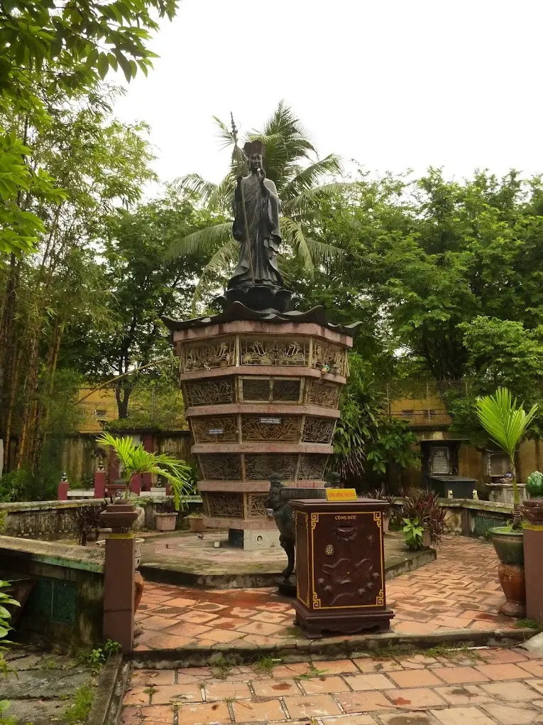 Tham quan ng&ocirc;i Ch&ugrave;a Một Cột Thủ Đức Nam Thi&ecirc;n Nhất Trụ 17