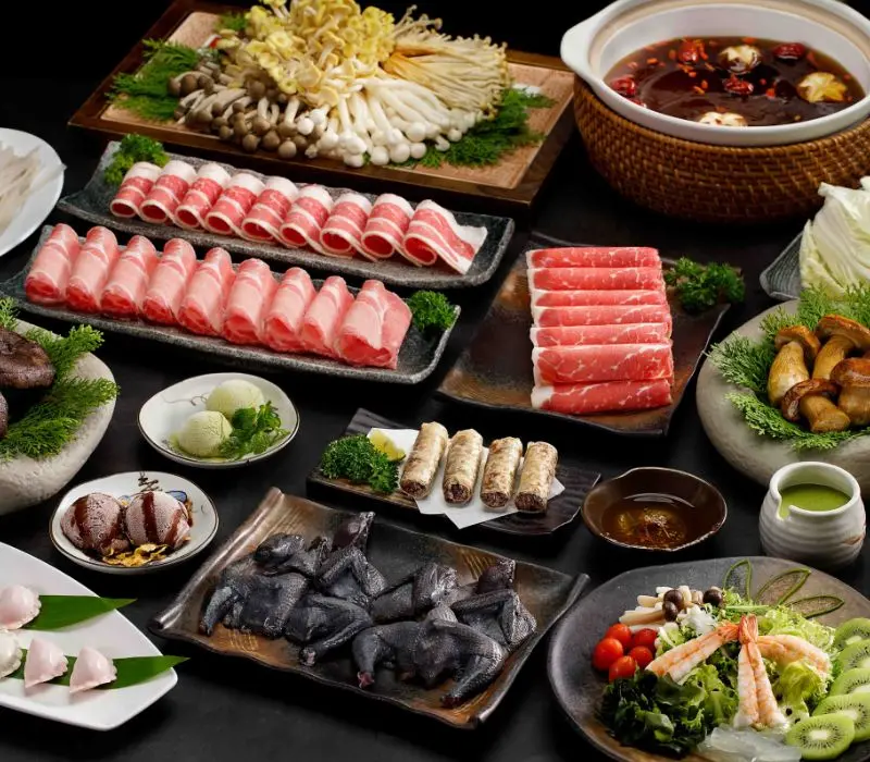 8 qu&aacute;n lẩu băng chuyền S&agrave;i G&ograve;n khiến bạn ch&aacute;y t&uacute;i v&igrave; qu&aacute; ngon 3