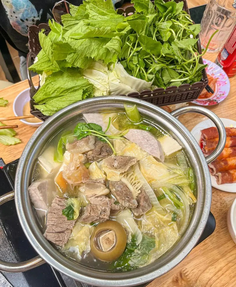 9 qu&aacute;n lẩu b&ograve; Ba Toa ngon nức tiếng S&agrave;i G&ograve;n 8