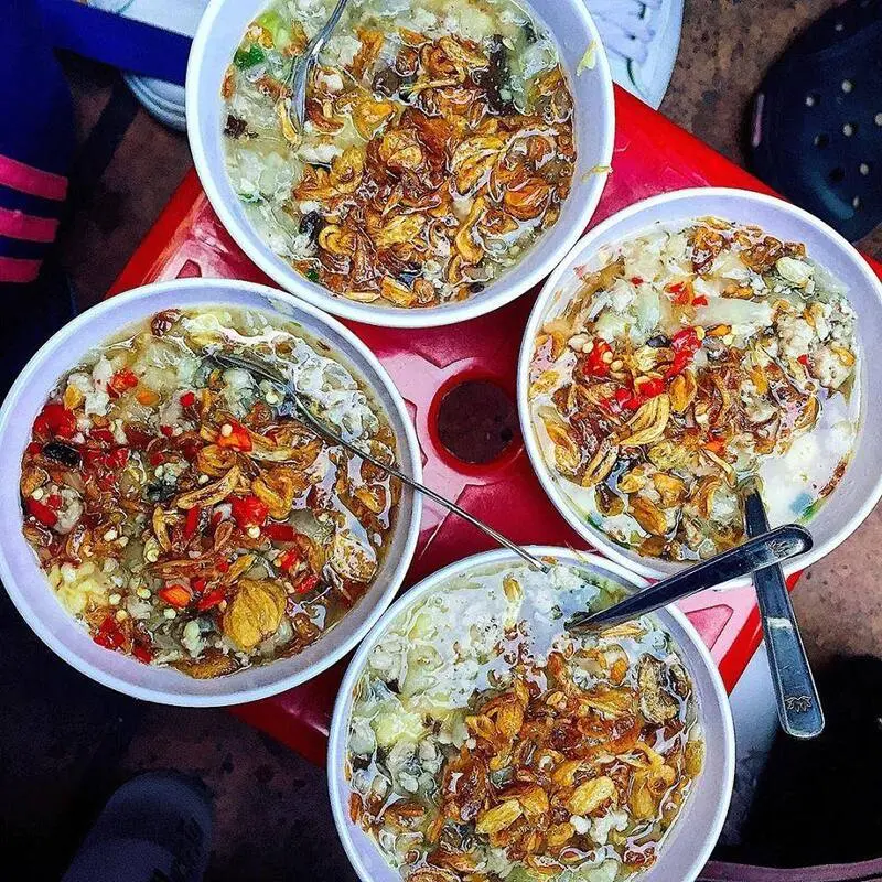 Ăn thử bánh đúc Phan Đăng Lưu cùng sự thú vị của chủ quán 5