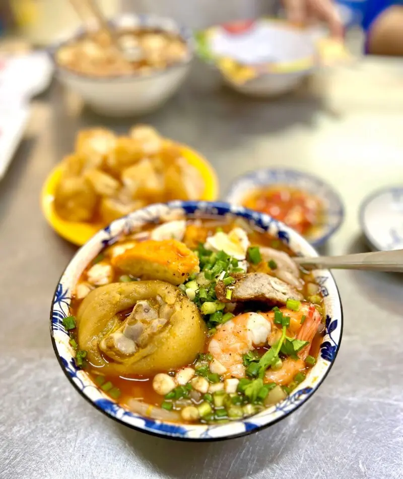 B&aacute;nh canh cua T&ocirc;n Thất Đạm, qu&aacute;n ngon quận 1 nức tiếng gần xa 5