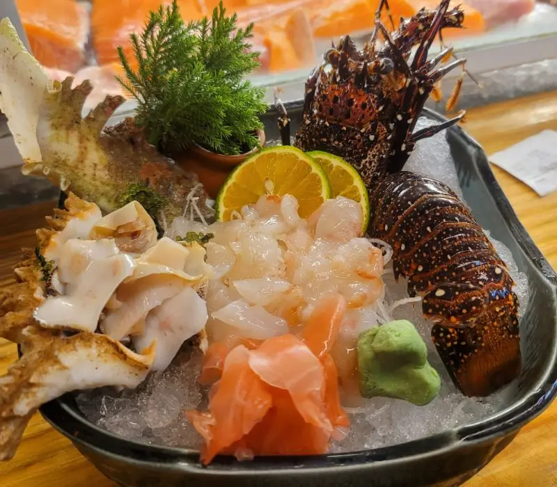 Check-in ngay top 8 qu&aacute;n sushi Quận 10 ngon qu&ecirc;n lối về 8