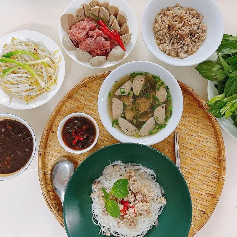 Danh s&aacute;ch 10 qu&aacute;n phở kh&ocirc; Gia Lai ngon tại S&agrave;i G&ograve;n đậm đ&agrave; 6