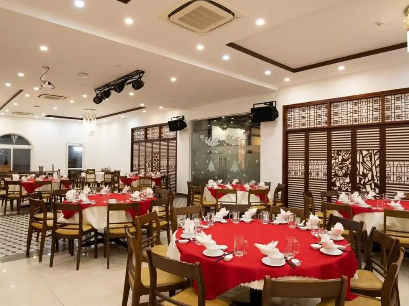 Danh s&aacute;ch 11 nh&agrave; h&agrave;ng quận 7 c&oacute; kh&ocirc;ng gian đẹp v&agrave; đồ ăn ngon 11