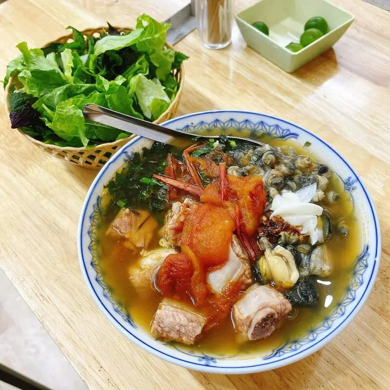 Điểm danh những qu&aacute;n b&uacute;n ốc S&agrave;i G&ograve;n ăn l&agrave; ghiền 5