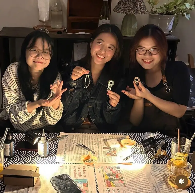 Em Có cafe ấm cúng như ngôi nhà nhỏ giữa lòng Sài Gòn 11
