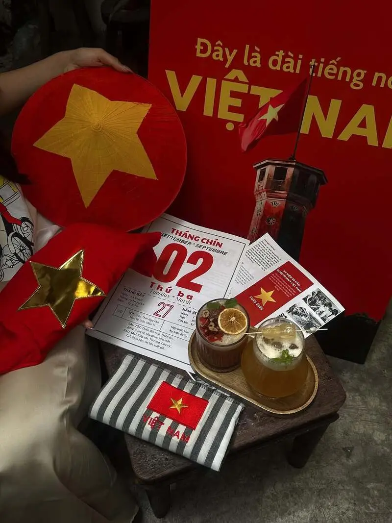 Gh&eacute; 11 qu&aacute;n c&agrave; ph&ecirc; concept &ldquo;y&ecirc;u nước&rdquo; TP.HCM check-in 12