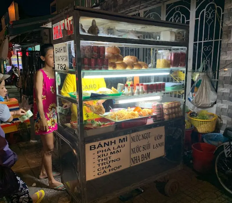 Ghim ngay top 10 qu&aacute;n b&aacute;nh m&igrave; x&iacute;u mại ngon nhất S&agrave;i G&ograve;n 7