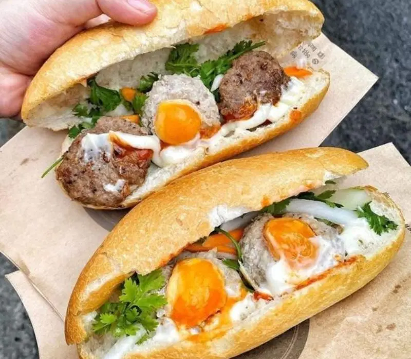 Ghim ngay top 10 qu&aacute;n b&aacute;nh m&igrave; x&iacute;u mại ngon nhất S&agrave;i G&ograve;n 4