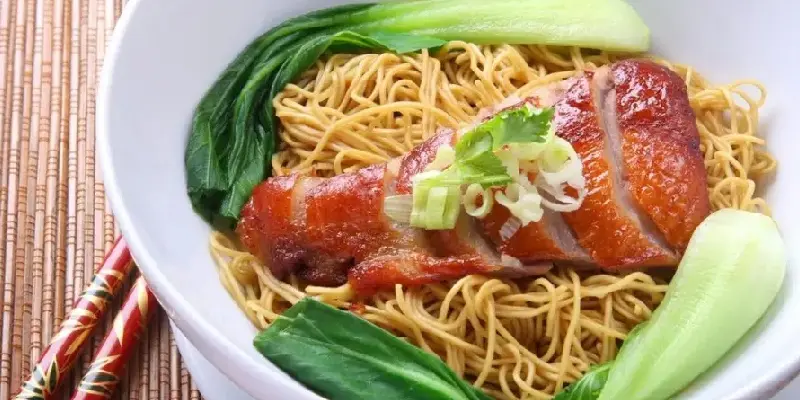 Gợi &yacute; top 10 m&oacute;n ăn tối S&agrave;i G&ograve;n cực ngon m&agrave; bạn kh&ocirc;ng n&ecirc;n bỏ lỡ 8