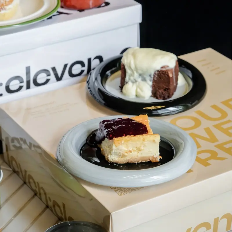Kh&aacute;m ph&aacute; 11:11 Cafe kh&ocirc;ng gian n&acirc;u trầm giữa l&ograve;ng Quận 1 7