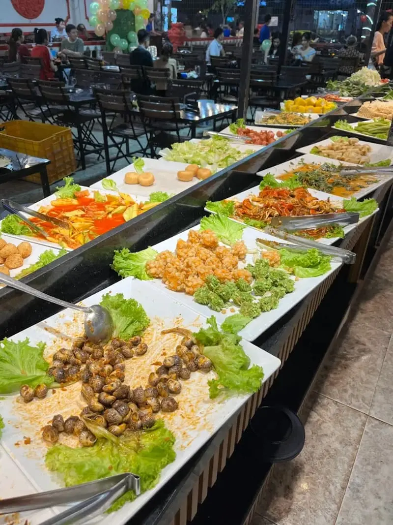 Kh&oacute;i BBQ: Chuỗi buffet đồ nướng gi&aacute; hời chất lượng 7