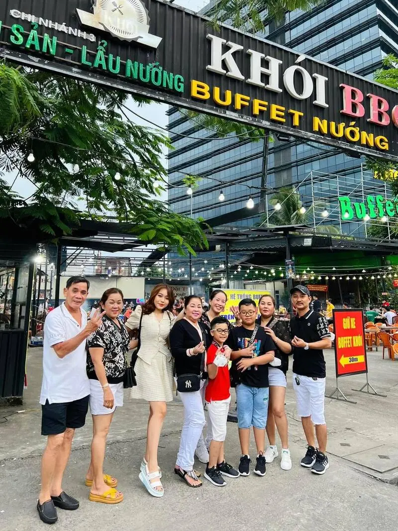 Kh&oacute;i BBQ: Chuỗi buffet đồ nướng gi&aacute; hời chất lượng 2