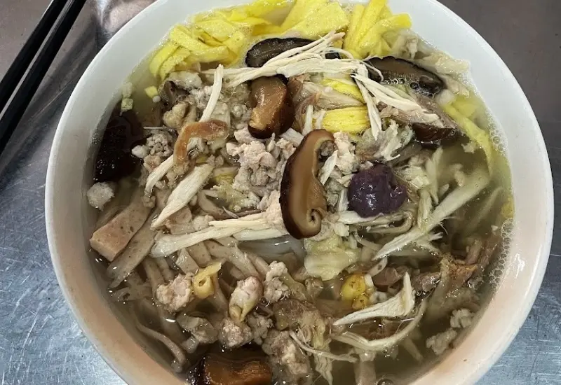 Lưu ngay 14 qu&aacute;n b&uacute;n thang ngon tại S&agrave;i G&ograve;n, chuẩn vị Bắc 16