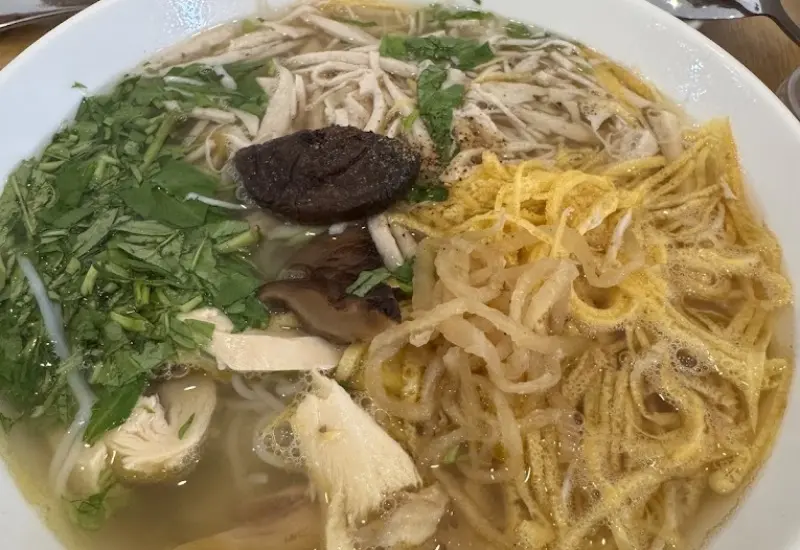 Lưu ngay 14 qu&aacute;n b&uacute;n thang ngon tại S&agrave;i G&ograve;n, chuẩn vị Bắc 6