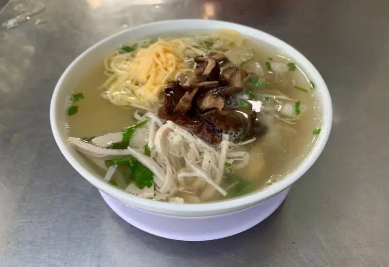 Lưu ngay 14 qu&aacute;n b&uacute;n thang ngon tại S&agrave;i G&ograve;n, chuẩn vị Bắc 5