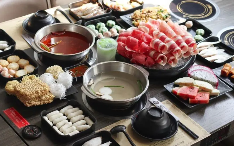 Mách bạn 8 quán lẩu 1 người dành cho team thích đi ăn một mình 2