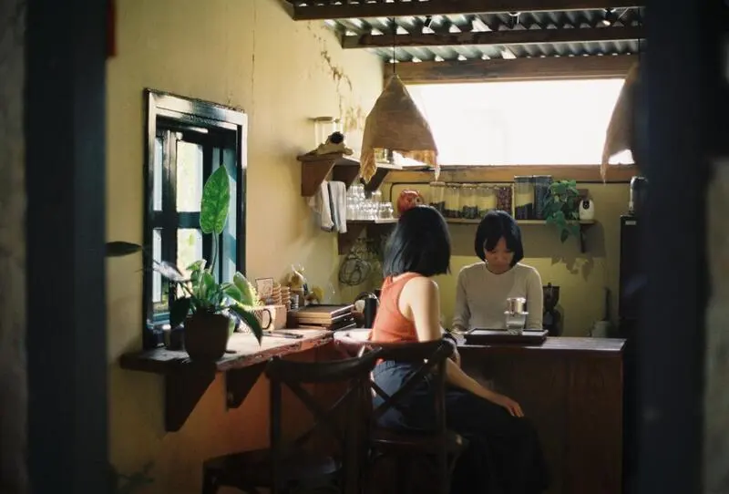 Người T&aacute;m Chuyện House: Cafe view nh&agrave; thờ Đức B&agrave; cho những t&acirc;m hồn b&igrave;nh y&ecirc;n 8
