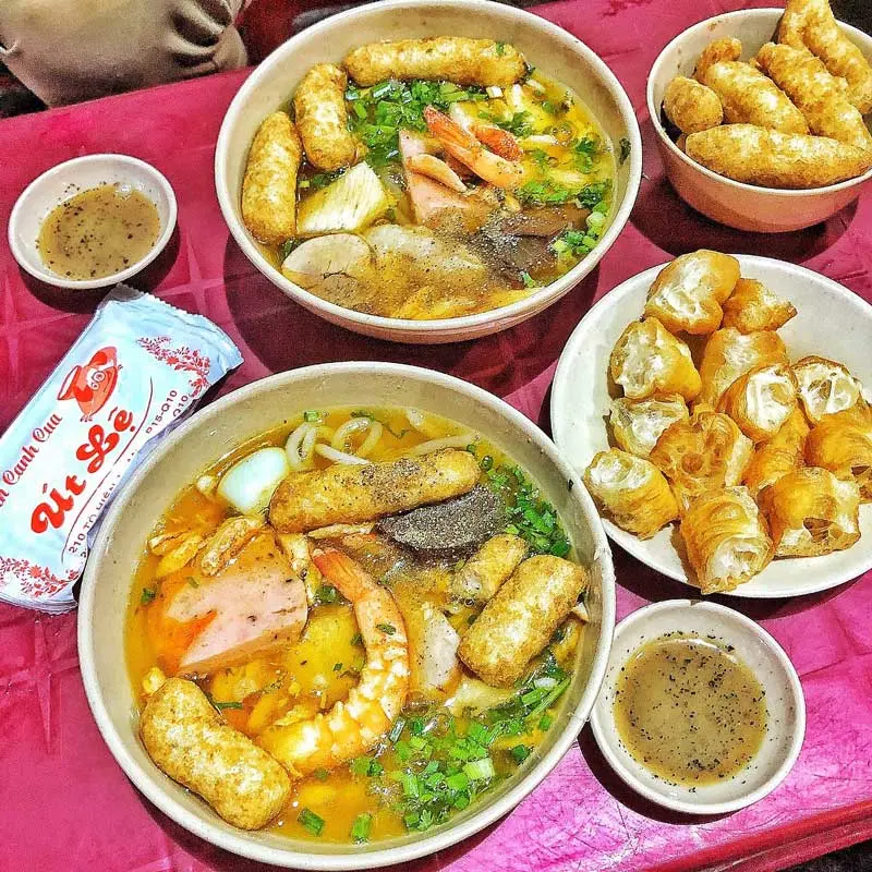 Những quán bánh canh cua quận 10 ngon, bổ, rẻ nức tiếng gần xa 2