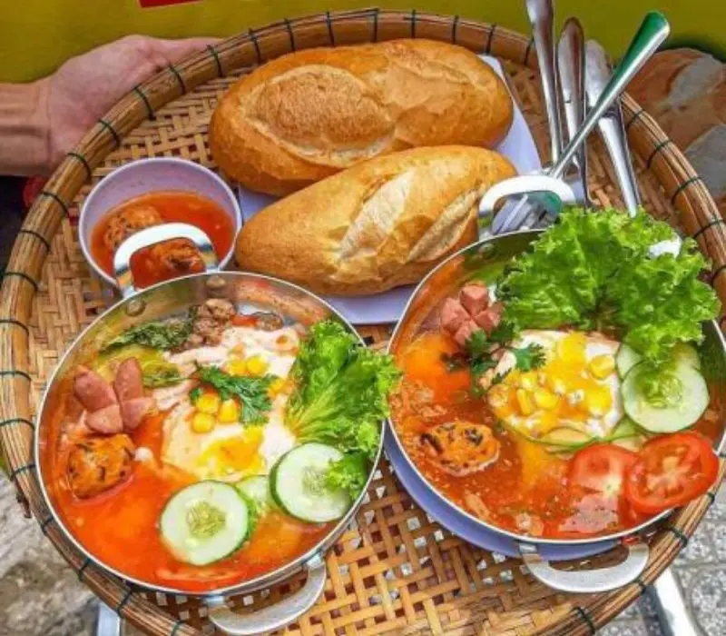 No căng bụng tại top 6 qu&aacute;n b&aacute;nh m&igrave; chảo Quận 1 ngon nhất 6