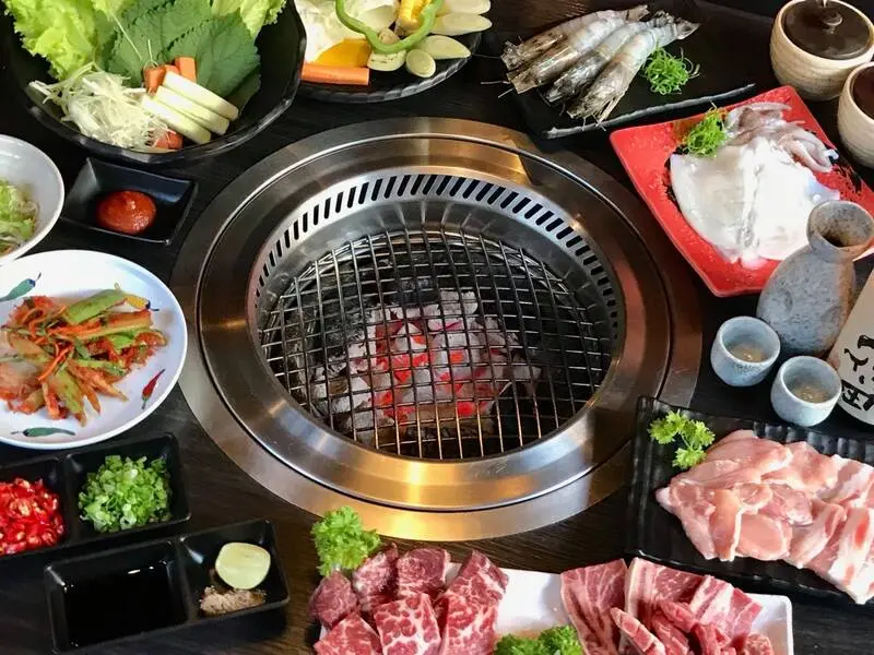 Phổ Đ&igrave;nh Thảo Điền: Điểm hẹn l&yacute; tưởng cho t&iacute;n đồ ẩm thực Nhật Bản 9