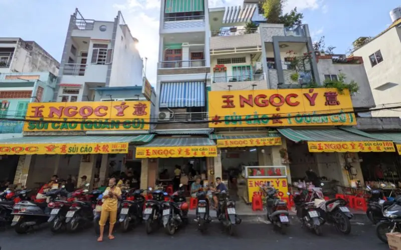 Phố sủi cảo H&agrave; T&ocirc;n Quyền nức l&ograve;ng t&iacute;n đồ ẩm thực Trung Hoa 4