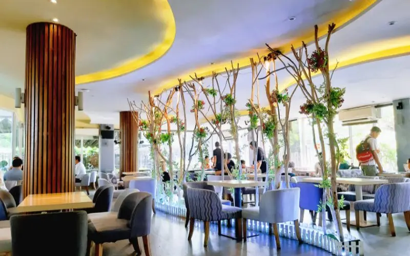 Qu&aacute;n Du Mi&ecirc;n Garden Cafe: Khu vườn xanh m&aacute;t giữa S&agrave;i Th&agrave;nh 6