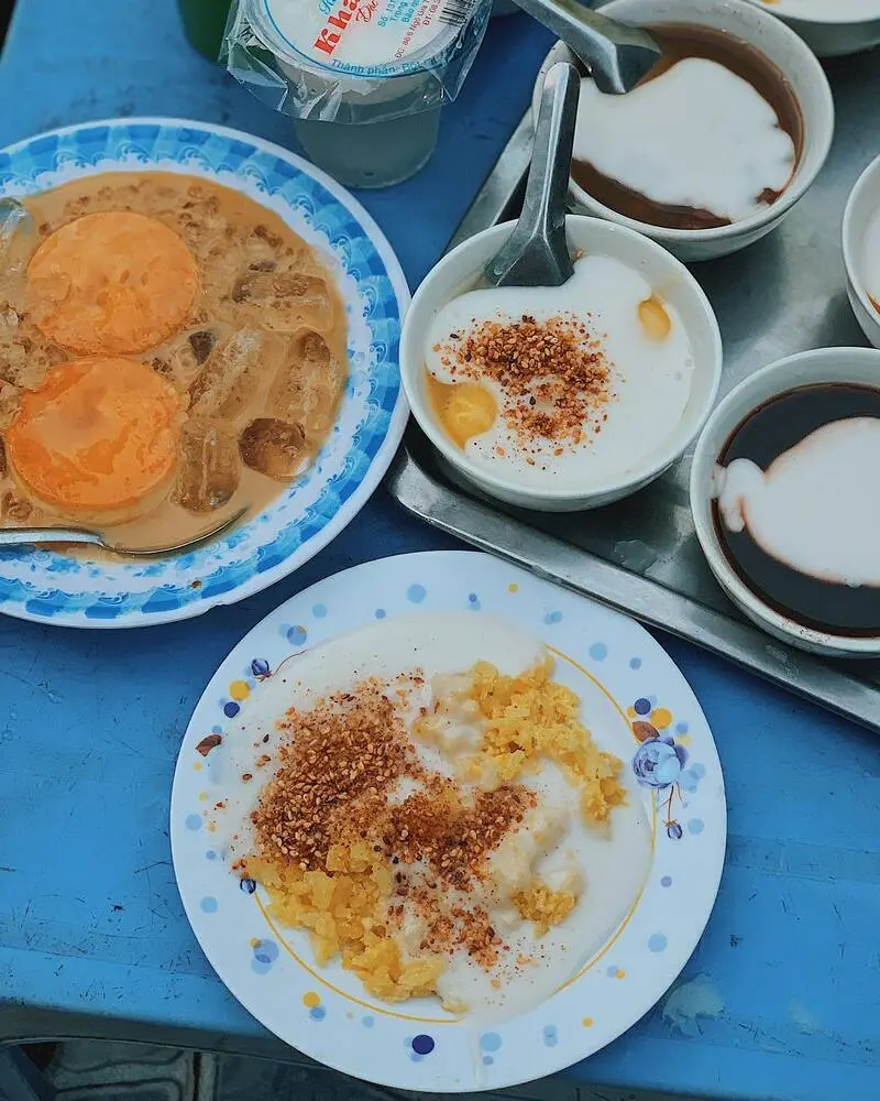 Review ch&egrave; m&acirc;m Kh&aacute;nh Vy 16 m&oacute;n hơn 50 năm tuổi ở Quận 10 4