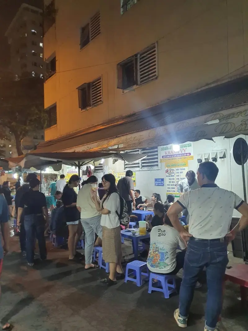 Review ch&egrave; m&acirc;m Kh&aacute;nh Vy 16 m&oacute;n hơn 50 năm tuổi ở Quận 10 5