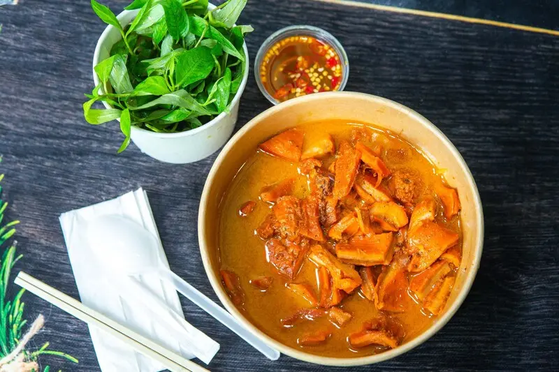 Thưởng thức 5 quán phá lấu Sài Gòn ngon ‘quên lối về’ 2