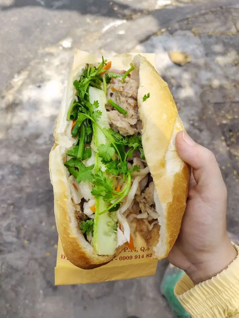 Tiệm Bánh mì Tăng hơn 70 năm tuổi giữa lòng Quận 5 3