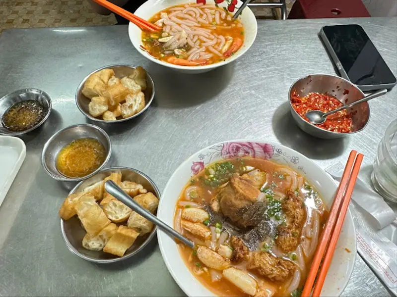 Top 10 quán bánh canh cua Sài Gòn chất lượng và đáng thử 7