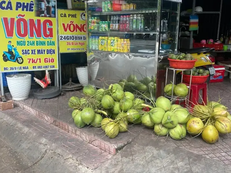 Top 10 qu&aacute;n c&agrave; ph&ecirc; v&otilde;ng TPHCM c&oacute; kh&ocirc;ng gian m&aacute;t mẻ, y&ecirc;n tĩnh 8