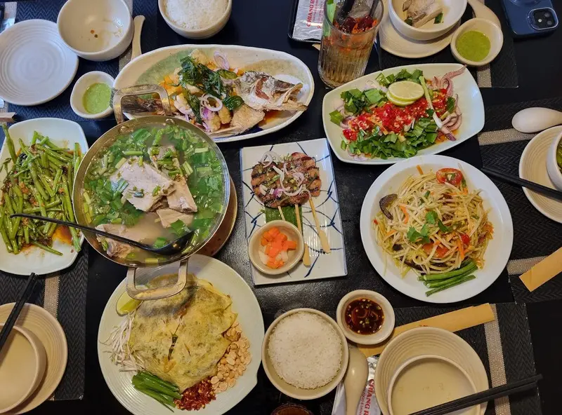 Top 12 nh&agrave; h&agrave;ng T&acirc;n Ph&uacute; mang đến h&agrave;nh tr&igrave;nh vị gi&aacute;c kh&oacute; qu&ecirc;n 3