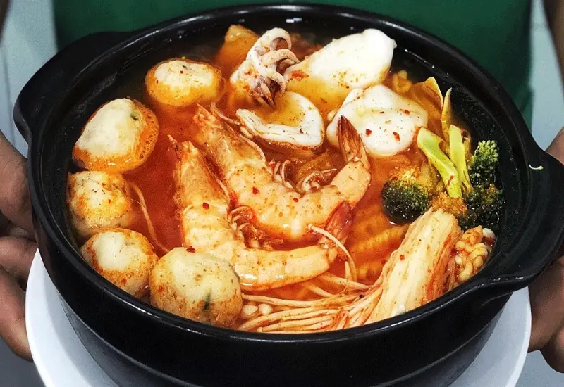 Top 12 qu&aacute;n m&igrave; cay S&agrave;i G&ograve;n đậm đ&agrave;, ngon qu&ecirc;n lối về 4