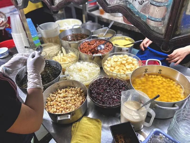 Top 13 quán ăn quận 5 nổi tiếng với người dân địa phương 7