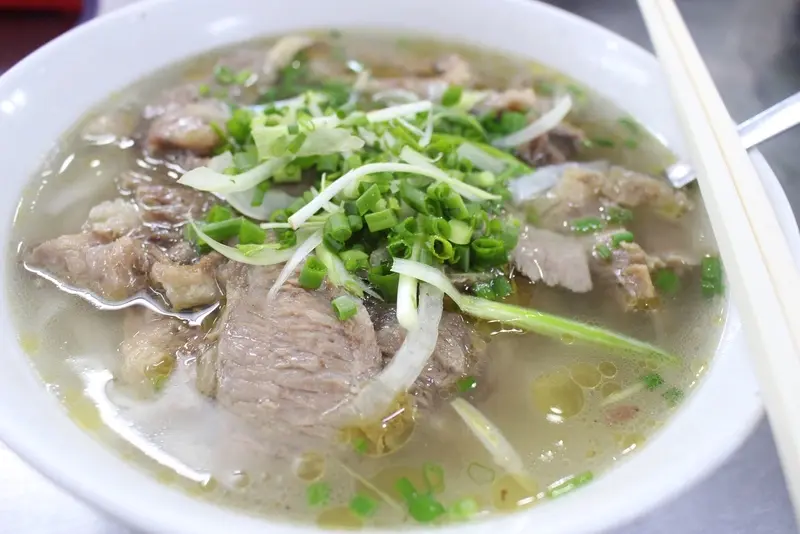 Top 13 quán ăn quận 5 nổi tiếng với người dân địa phương 14