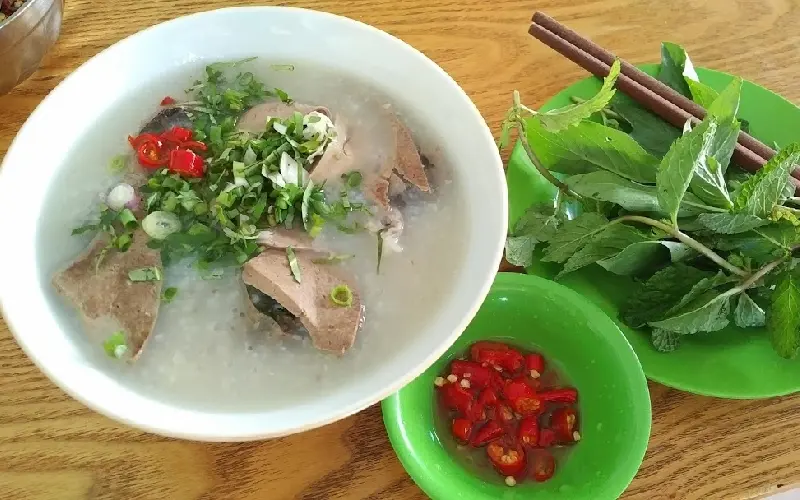 Top 15 quán cháo lòng ngon Sài Gòn ăn một lần là nhớ mãi 9
