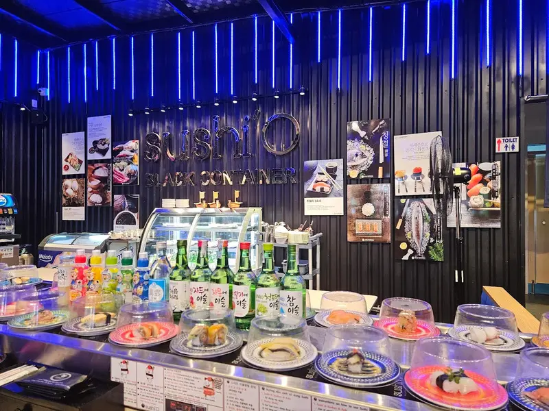 Top 6 qu&aacute;n sushi băng chuyền ngon bổ rẻ tại TP.HCM 5