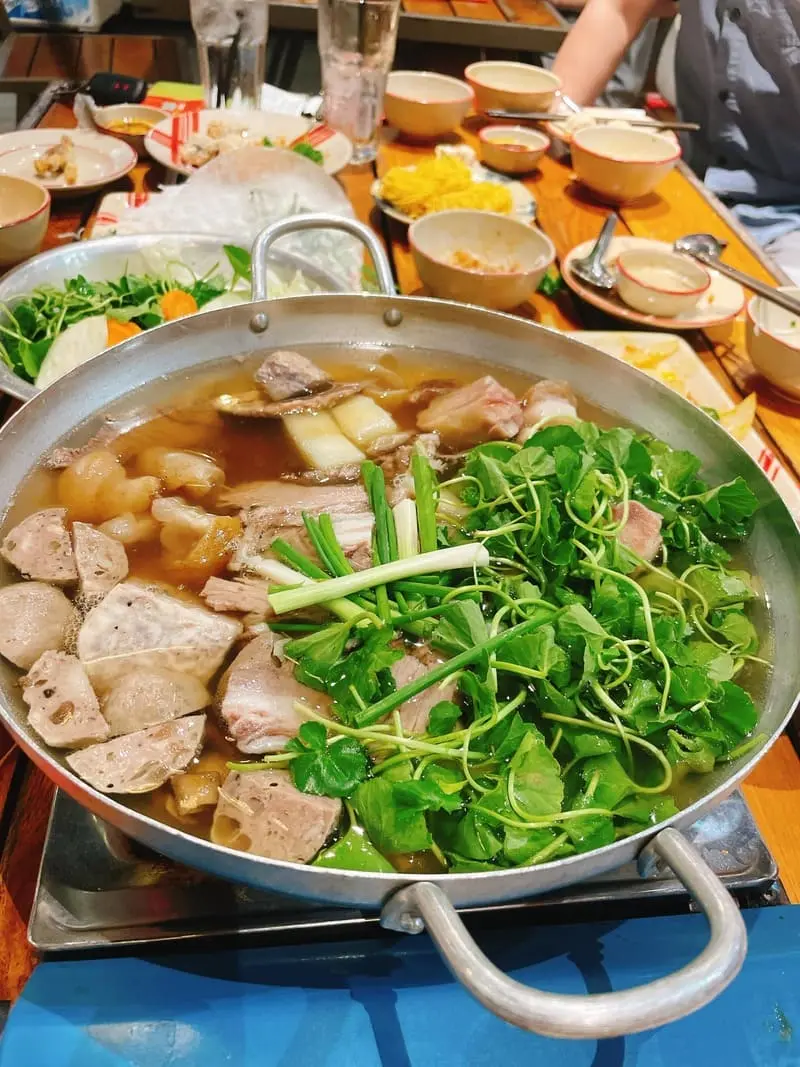 Top 8 lẩu b&ograve; S&agrave;i G&ograve;n ngon nức tiếng bạn n&ecirc;n thử ngay 2