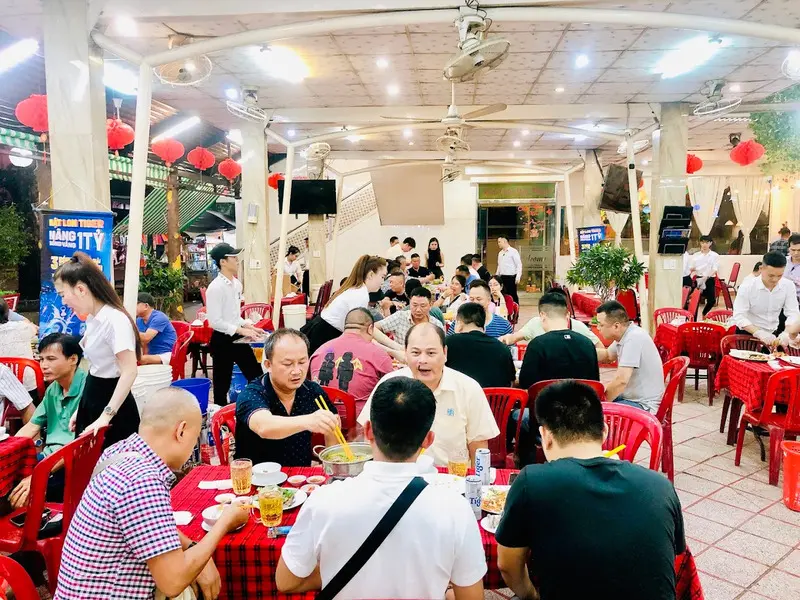 Top 8 qu&aacute;n nhậu quận 5 mồi b&eacute;n, bia ngon, gi&aacute; cả hợp l&yacute; 5