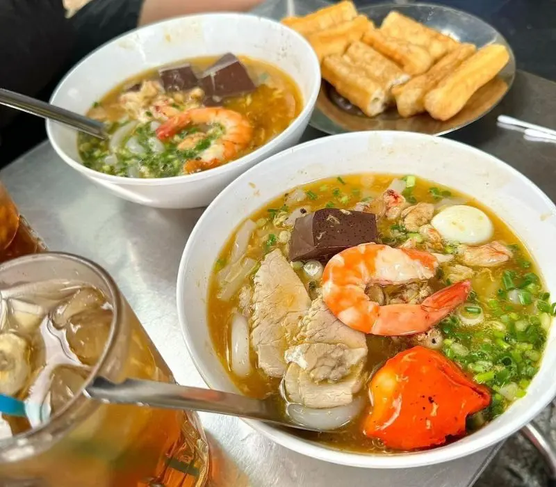 “Xì xụp” thưởng thức 7 quán bánh canh cua Sài Gòn ngon quên lối về 8