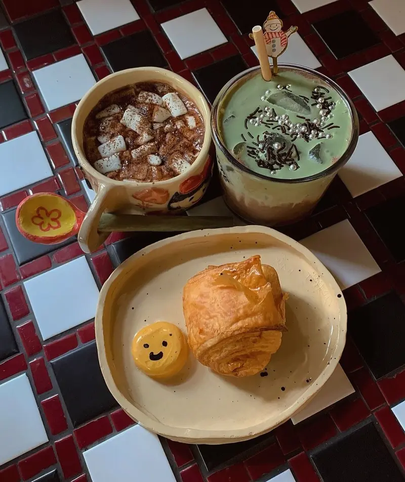 Xocoati: Qu&aacute;n cacao n&uacute;p hẻm ấm l&ograve;ng ng&agrave;y đ&ocirc;ng 5